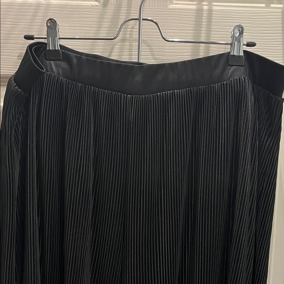 Torrid Black Wide Leg Women's Pants - Picture 2 of 3